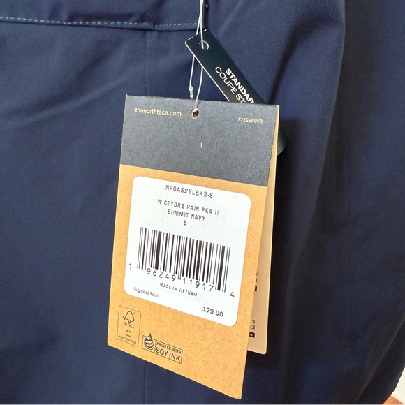 The North Face Women's Blue Jacket - Picture 15 of 16